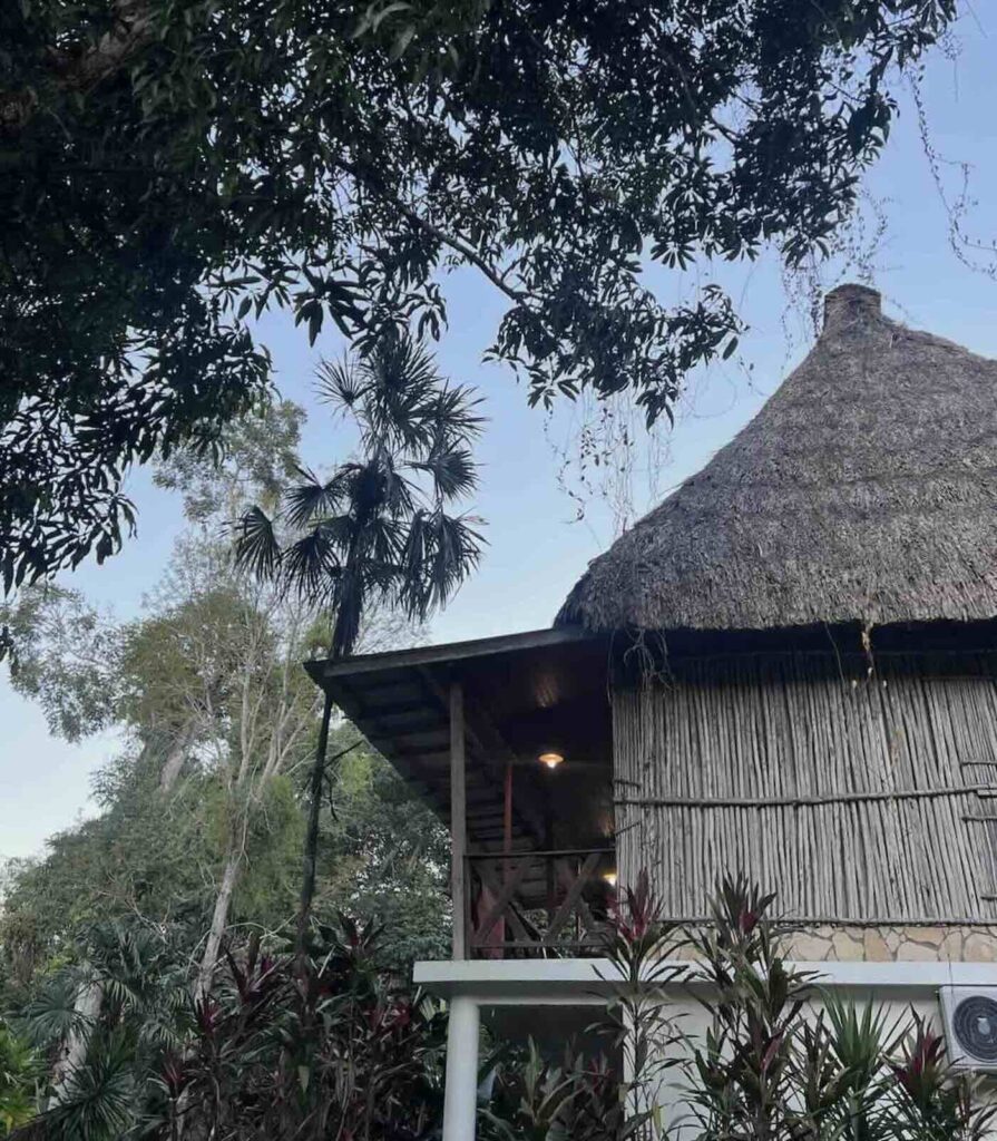 Alloggio nella giungla vicino a Tikal in Guatemala immerso nella natura