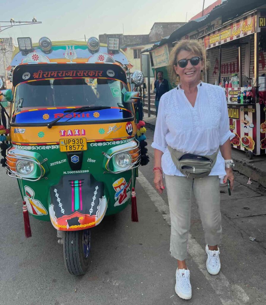 Tuk-tuk nel centro di Orchha, il mezzo più pratico per raggiungere le attrazioni fuori dal centro