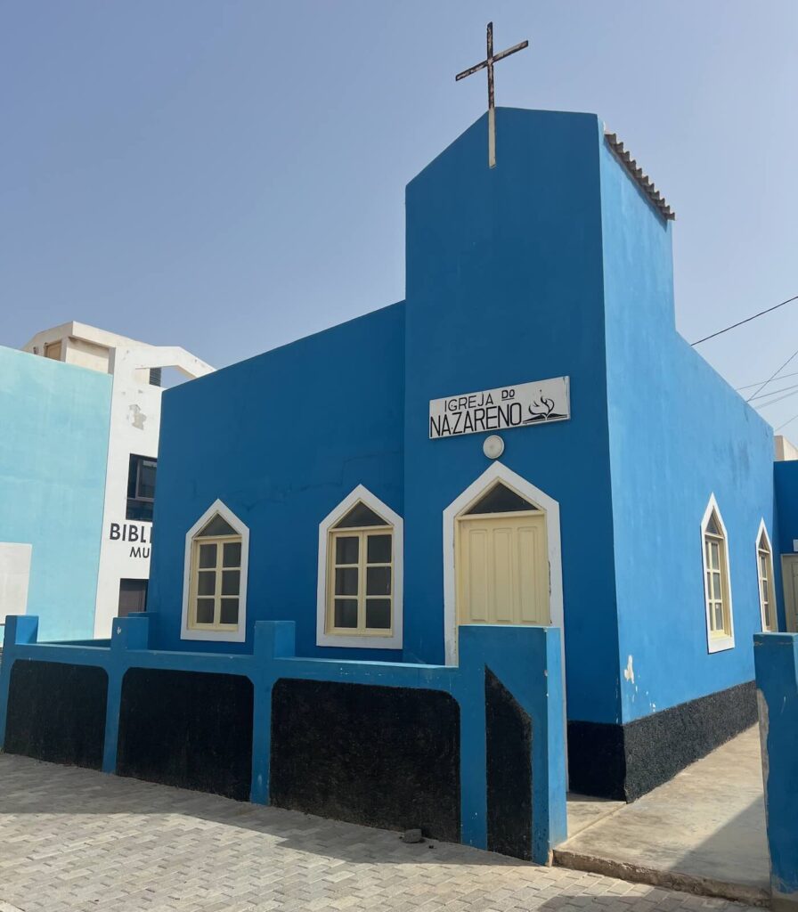 Chiesa di Palmeira nel villaggio di pescatori dell'isola di Sal Capo Verde