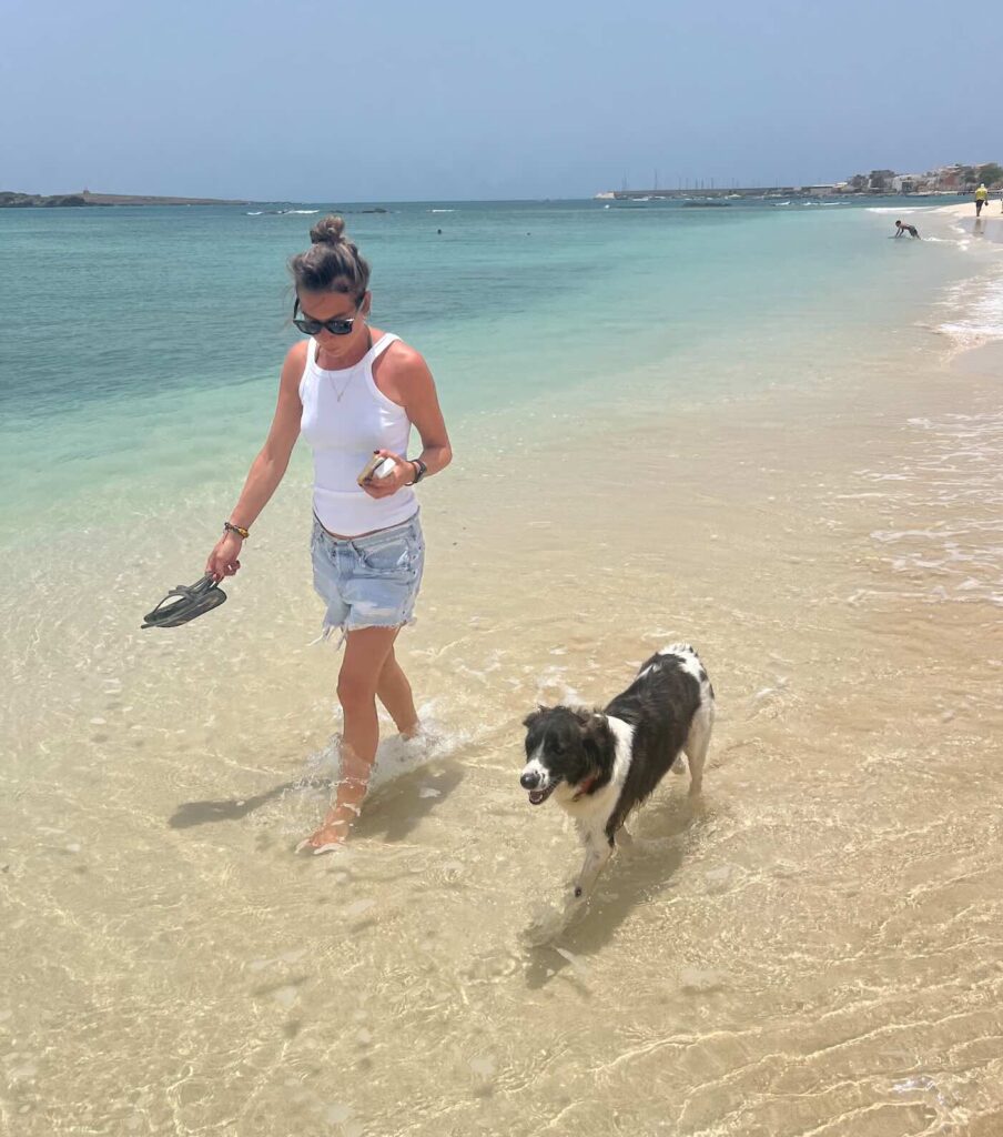 Passeggiata sulla Praia de Estoril a Boa Vista Capo Verde