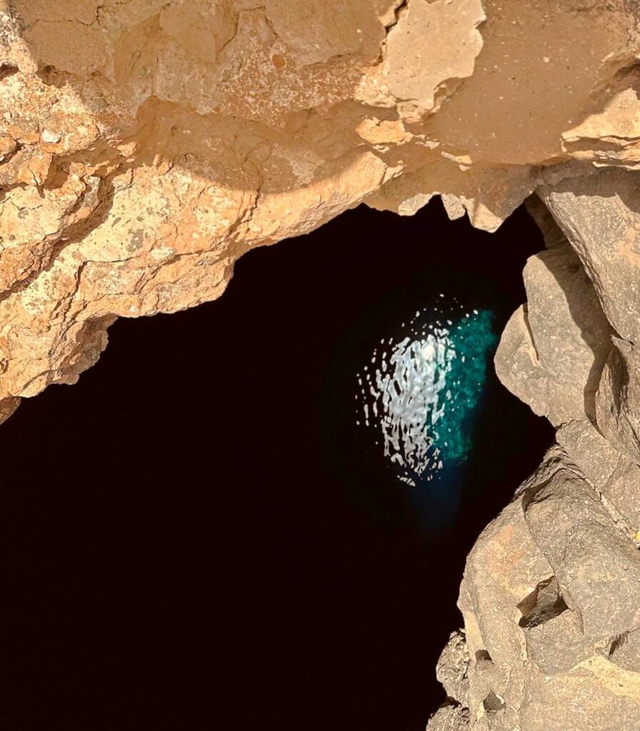 Occhio Blu di Buracona sull'isola di Sal Capo Verde