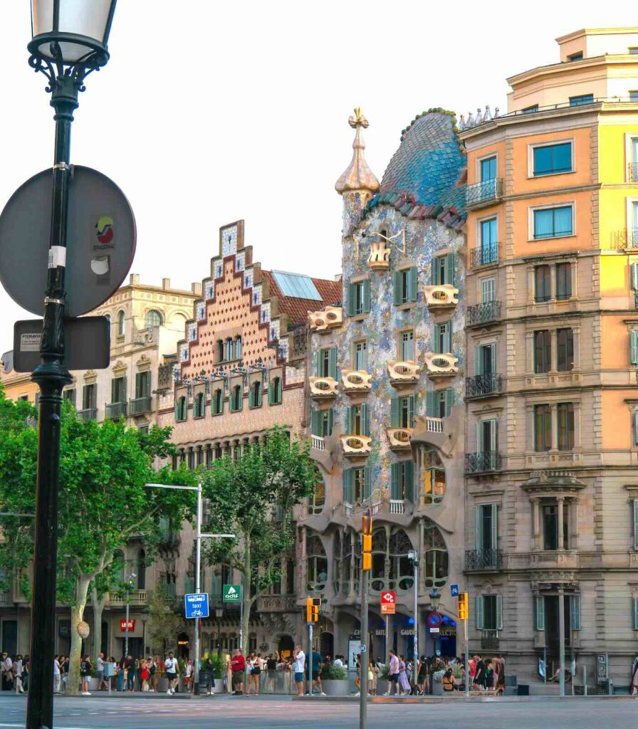 Casa Amatller e Casa Batlló lungo Passeig de Gràcia a Barcellona