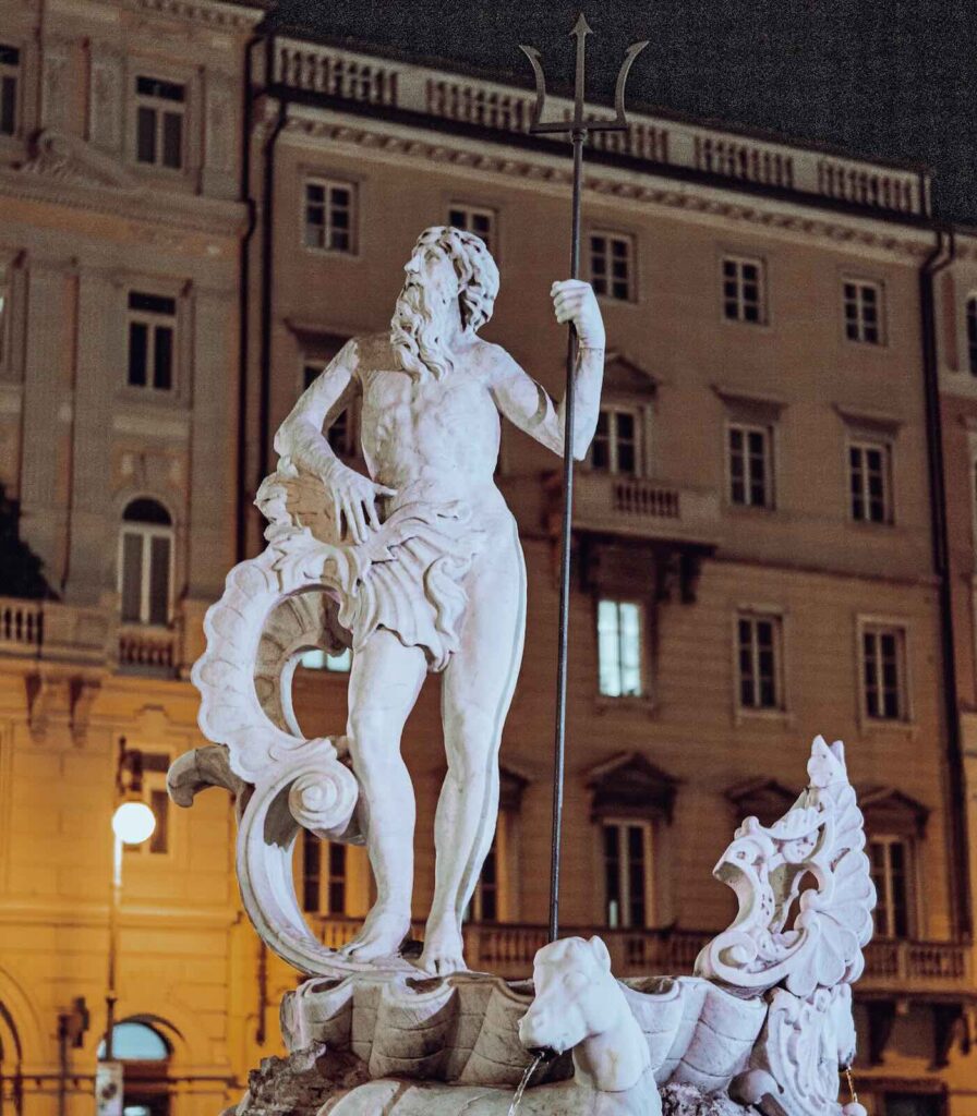 Fontana del Nettuno in Piazza della Borsa, tra le cose da visitare a Trieste